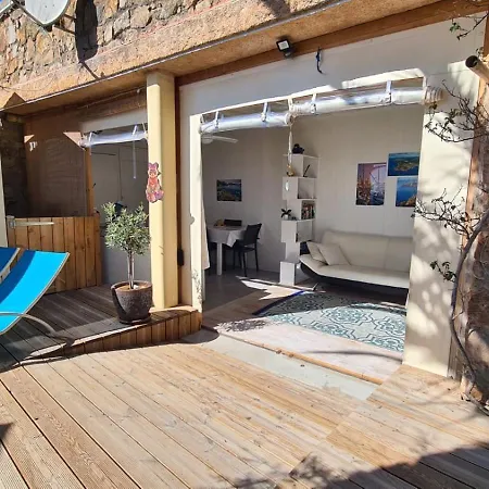 Paradis Bleu Et Ile D'or Kamp alanı *